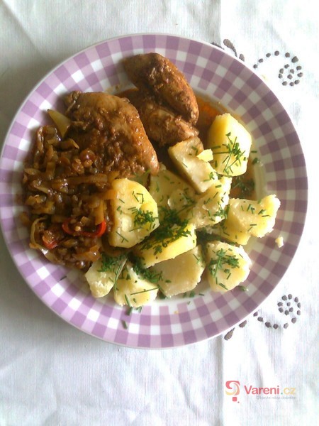 Pikantní kuřecí prsa se zeleninou - fotografie 2