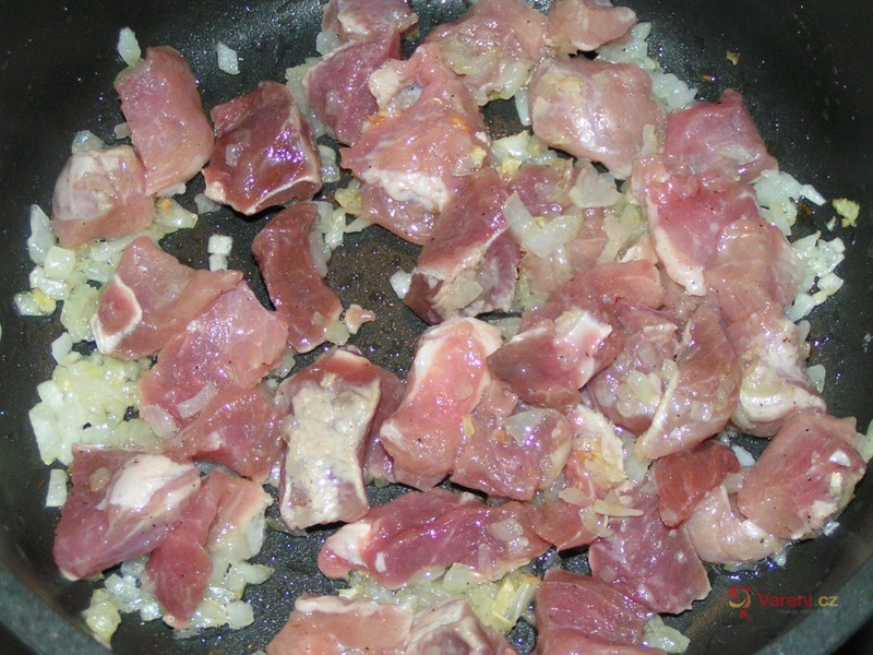 Vepřové kotlety na mrkvi - fotografie 4