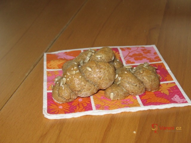 Celozrnné rohlíky - fotografie 2