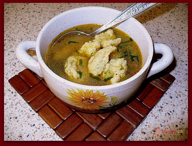 Polévka se sýrovými noky - fotografie 2