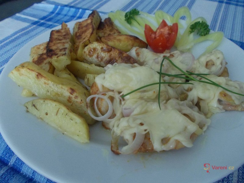 Farářovo tajemství s pečenými brambory a ďábelskou omáčkou - fotografie 2