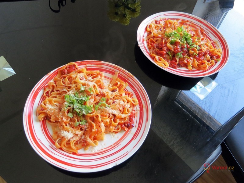 Fettuccine al pomodoro - fotografie 2