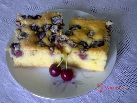 Třešňová buchta - fotografie 2