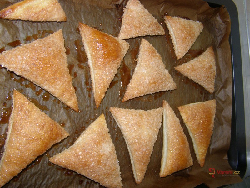 Sladká rychlovka z listového těsta - fotografie 2