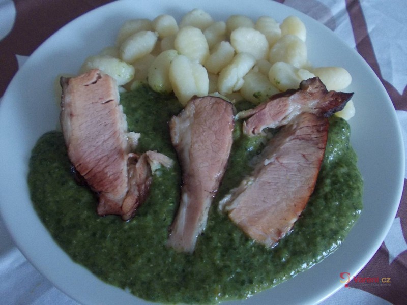 Gnocchi se špenátem a uzeným masem - fotografie 2