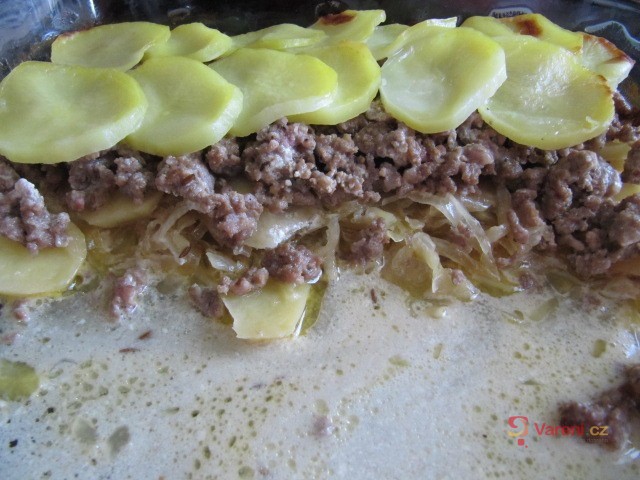 Brambory s masem a zelí - fotografie 2