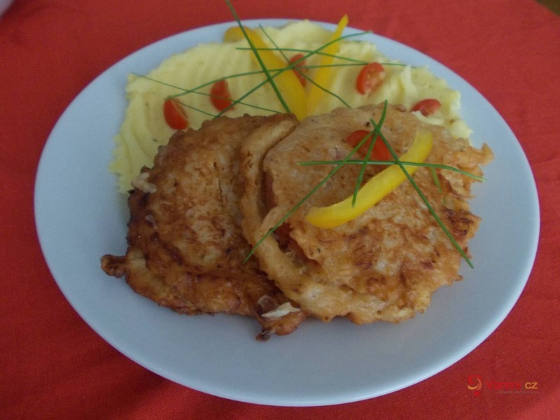 Smažený salám v zelném těstíčku - fotografie 2