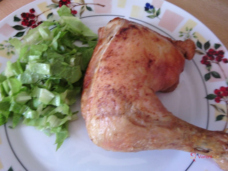 Pečené kuřecí stehno v těstíčku