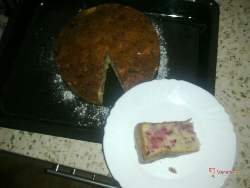 Malinový moučník s jogurtem - fotografie 5