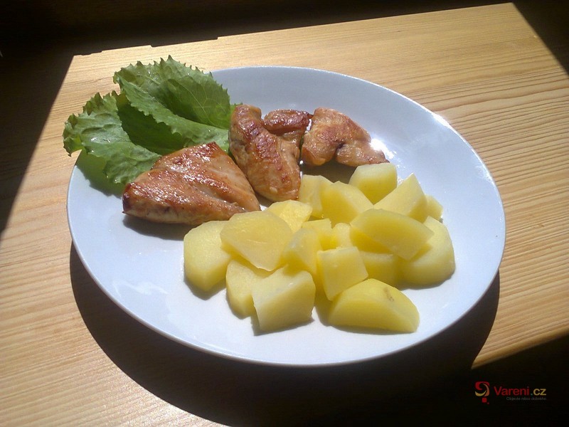 Kuřecí steaky s hořčicovými americkými bramborami - fotografie 2