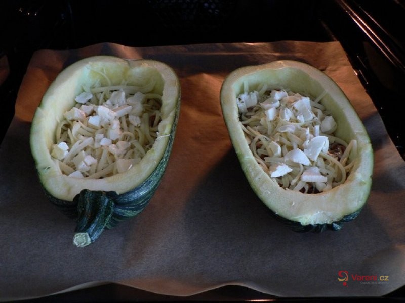 Zapečená dýně s mletým masem a sýrem - fotografie 3