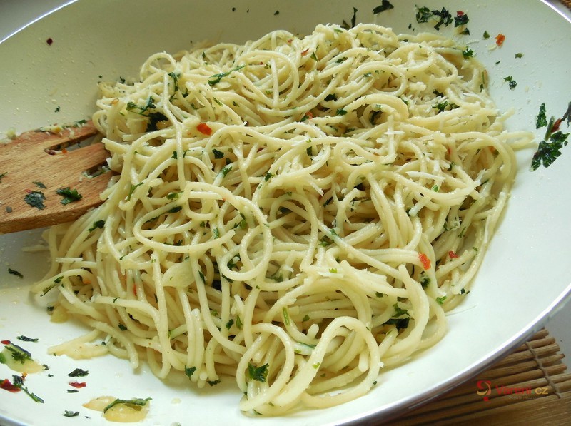 Špagety s parmazánem po italsku