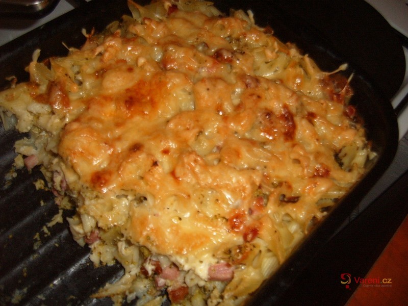 Zapečené těstoviny s brokolicí - fotografie 2