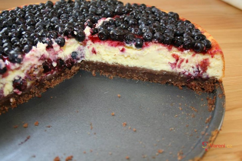 Borůvkový koláč s mascarpone - fotografie 4