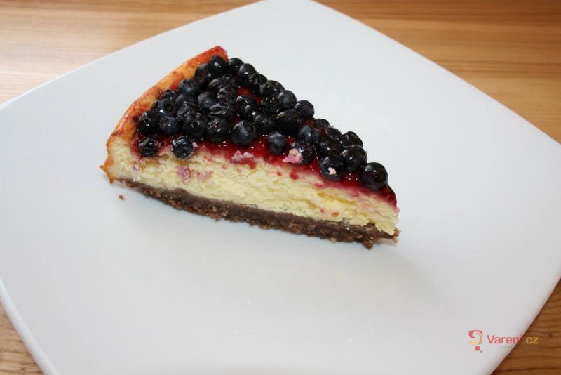 Borůvkový koláč s mascarpone - fotografie 2