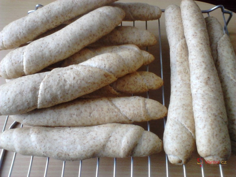 Krnovské celozrnné rohlíky - fotografie 2