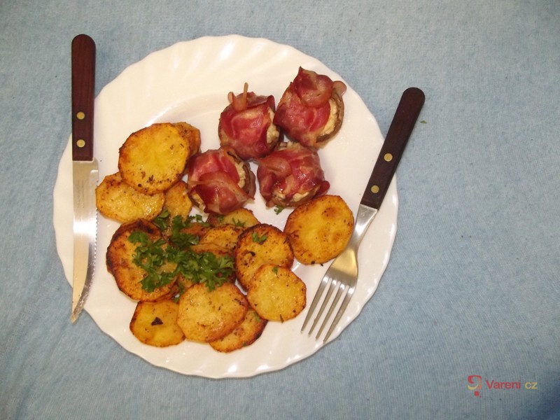 Žampiony plněné nivou - fotografie 2