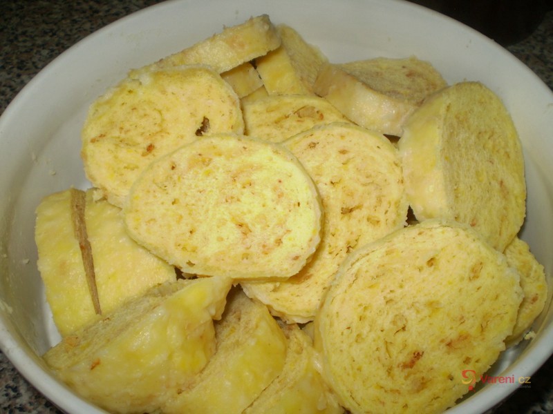 Houskové knedlíky bez kvasnic - fotografie 3