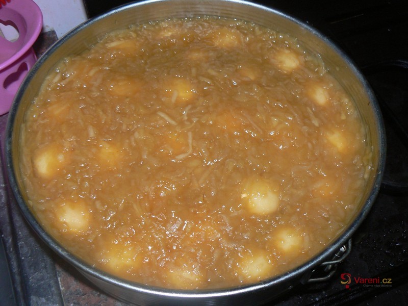 Nepečený jablečný dort - fotografie 3