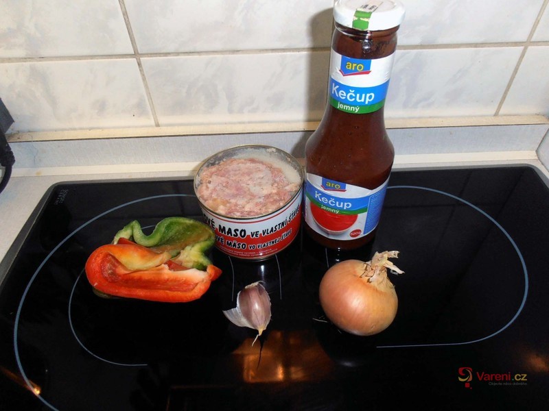 Pomazánka z vepřové konzervy - fotografie 3