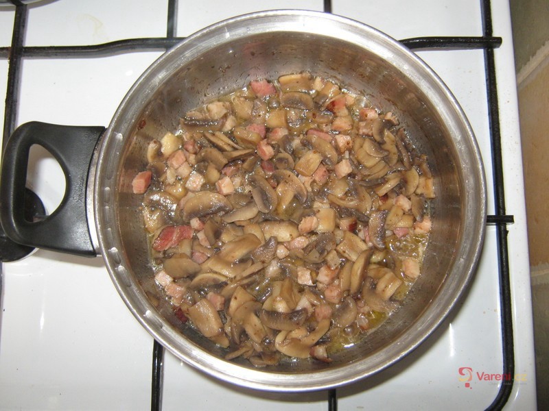 Flíčky s houbami - fotografie 5