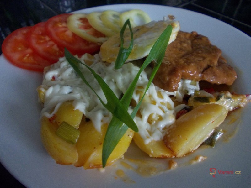 Smetanové brambory s přírodním vepřovým plátkem - fotografie 2