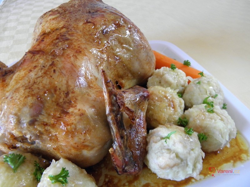 Pečené nadívané kuře s chutí tymiánu - fotografie 2