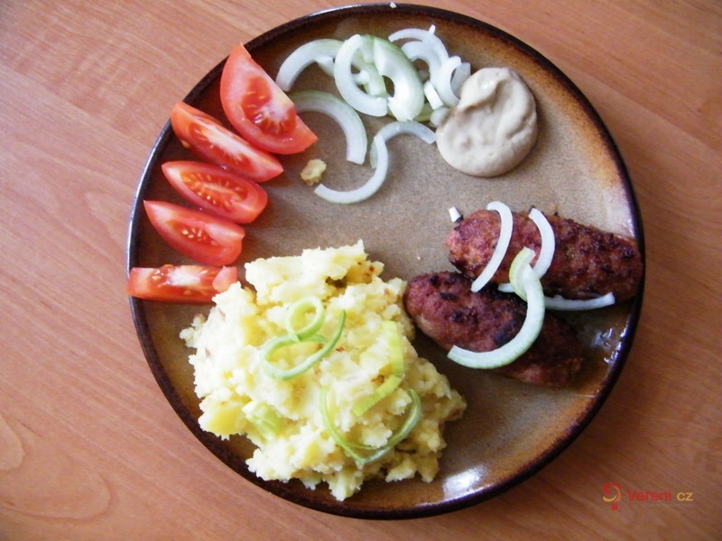 Mleté pikantní šišky na víně - fotografie 2