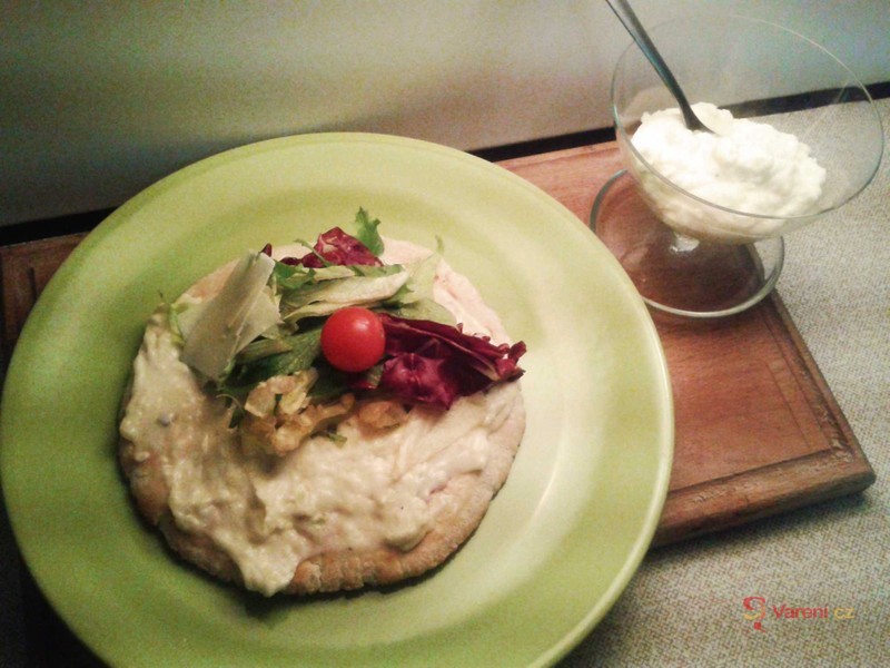 Lehká česneková pomazánka - fotografie 2