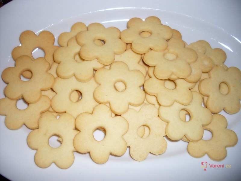 Linecké cukroví jako od maminky - fotografie 3