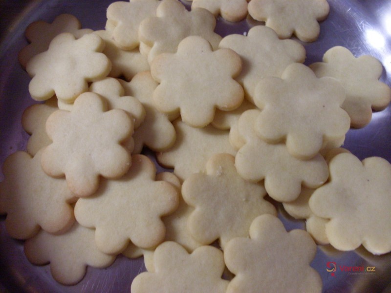 Linecké cukroví jako od maminky - fotografie 2