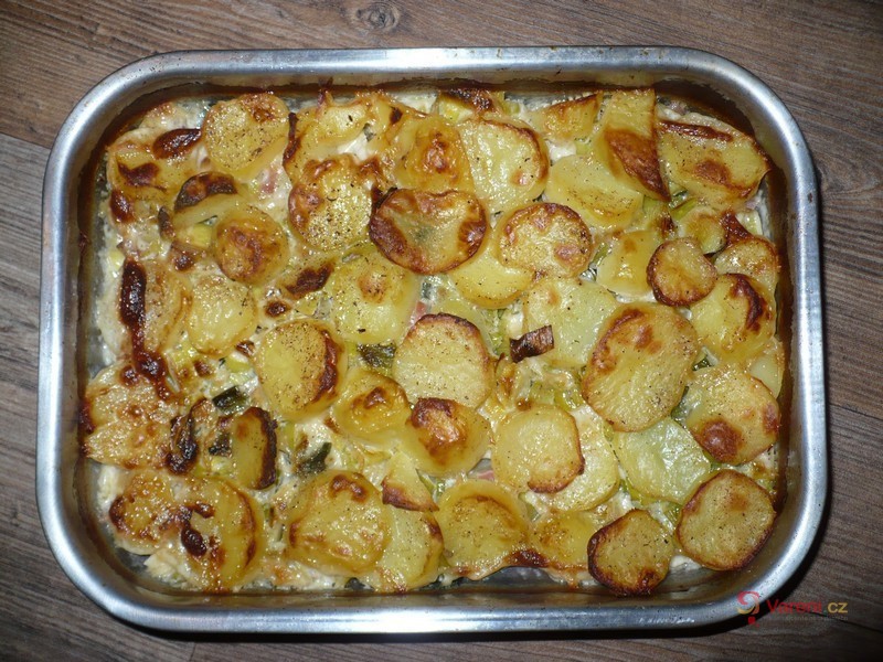 Zapečené brambory s pórkem - fotografie 3