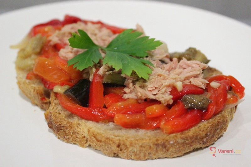 Escalivada -  pečená kapie a cibule - fotografie 2