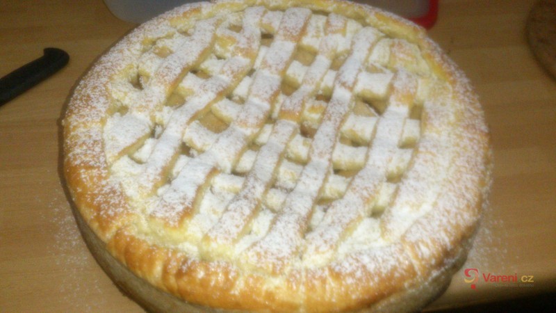 Jablečný mřížkový koláč - fotografie 4