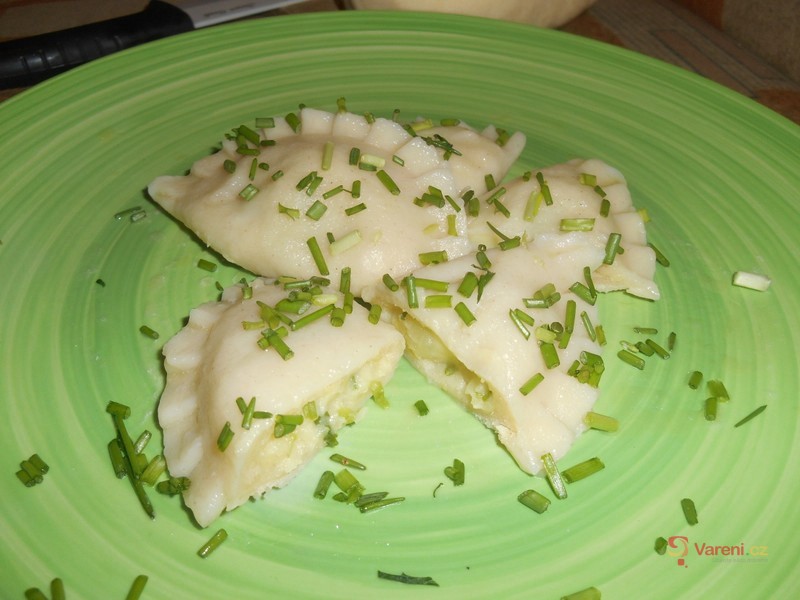 Bramborové pirohy s pažitkou - fotografie 2