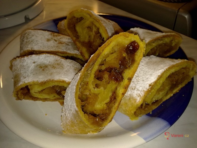 Závin s jogurtem - fotografie 2