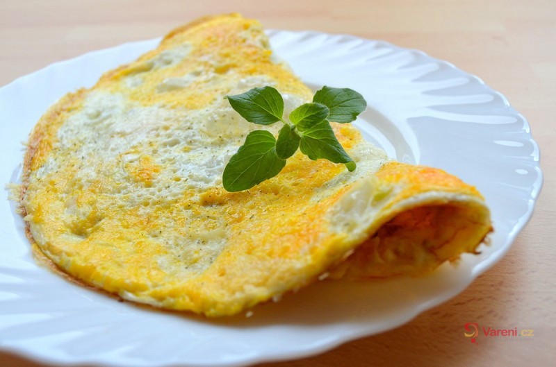 Vaječná omeleta s parmazánem