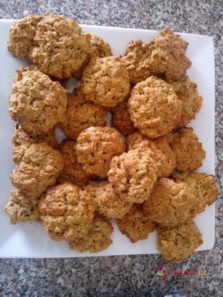 Banánové ovesné cookies - fotografie 2