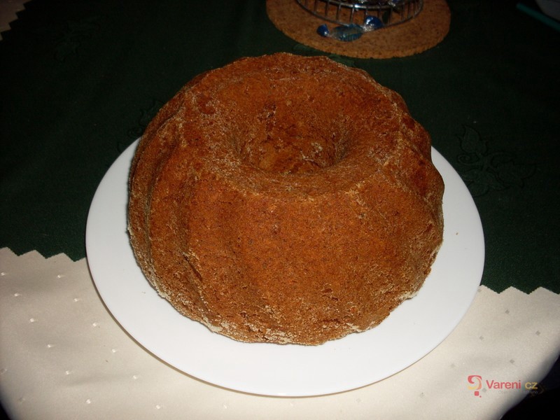 Jablkovo-mrkvová bábovka s žitnou moukou - fotografie 3