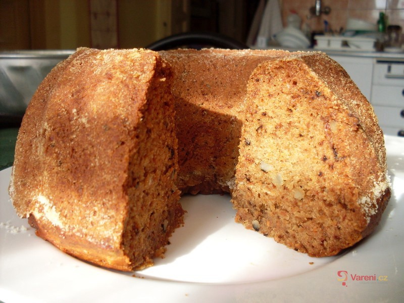 Jablkovo-mrkvová bábovka s žitnou moukou - fotografie 2