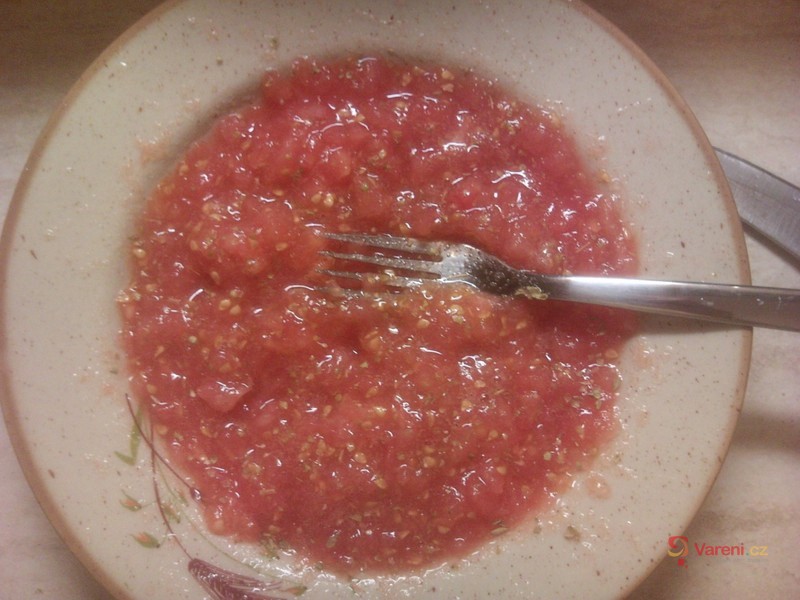 Pizza jako z pizzerie - fotografie 3