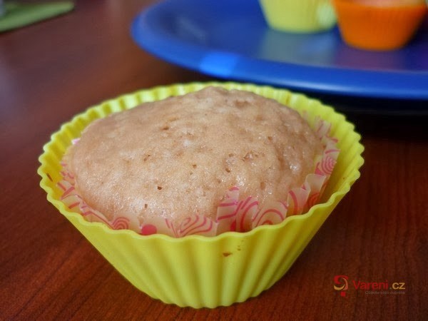 Muffiny s pudinkovou náplní - fotografie 3