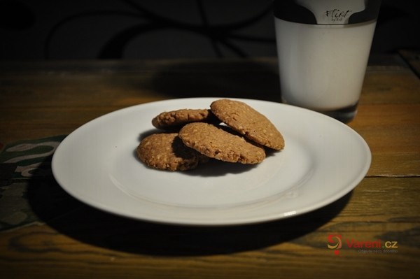 Ovesné sušenky se skořicí - fotografie 3