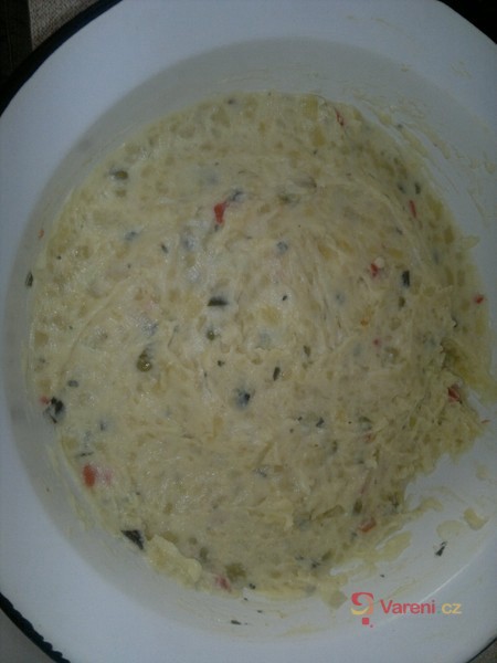 Bramborový salát se salámem - fotografie 3