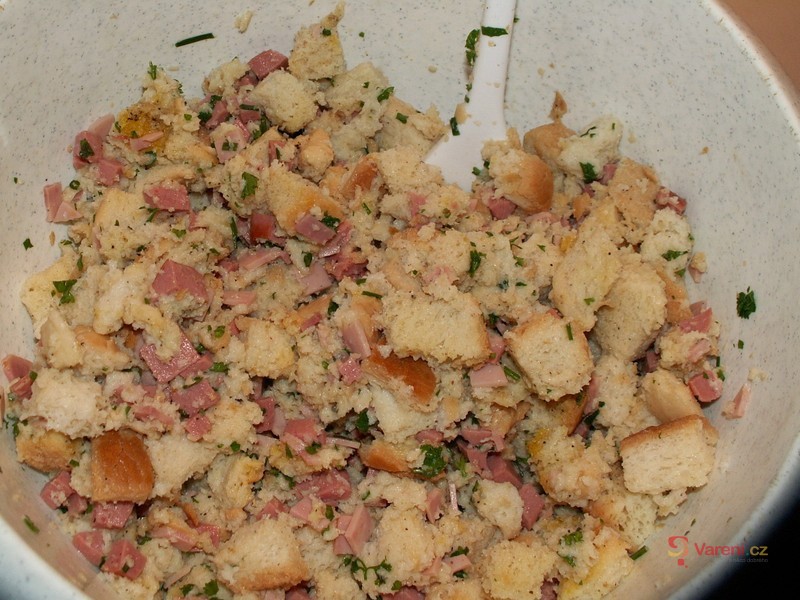 Kuře s bylinkovou nádivkou - fotografie 4