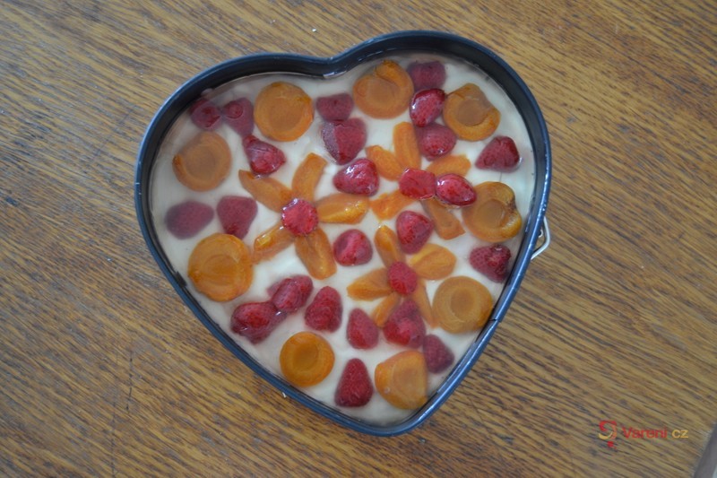 Nepečený piškotový dort s tvarohem - fotografie 2