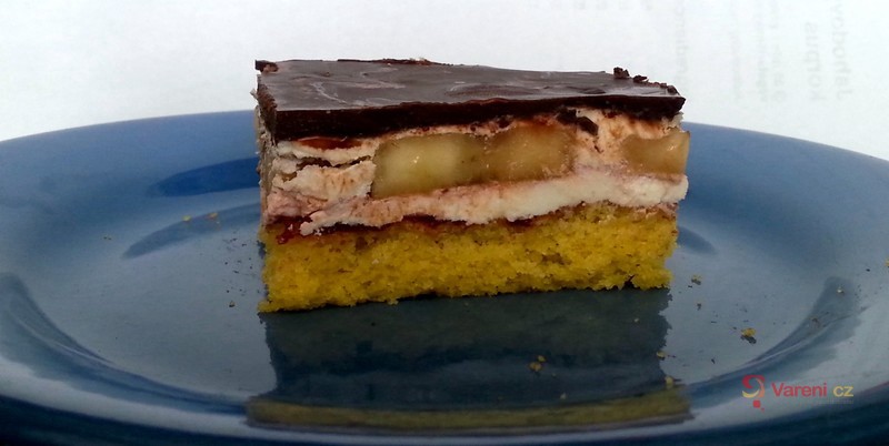 Jahodový krém na piškotový korpus - fotografie 2