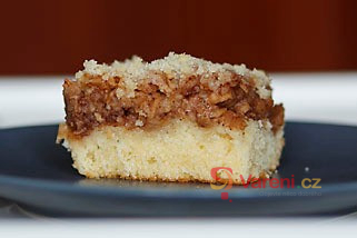 Jablečný koláč od babičky - fotografie 5