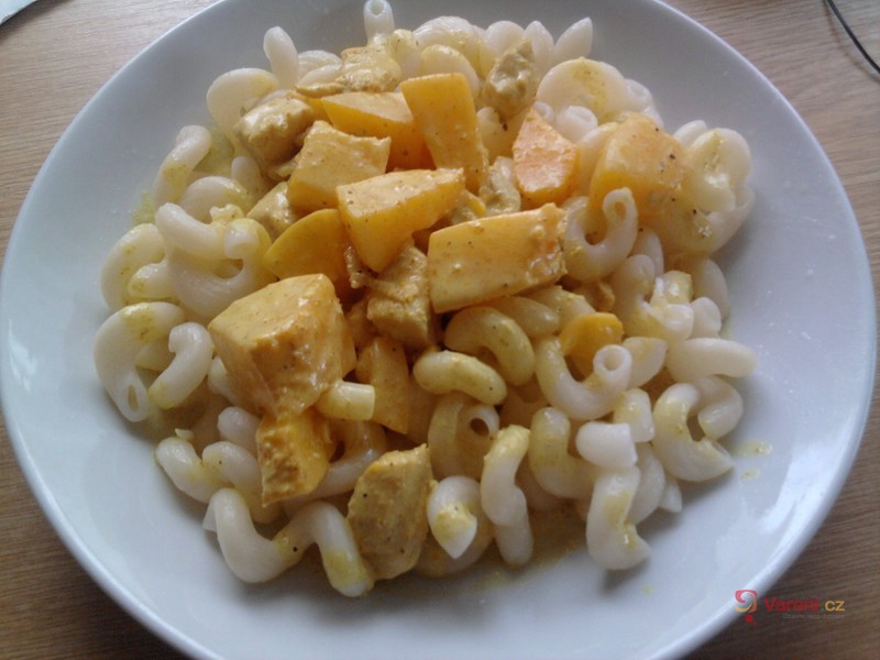 Kuře na kari s broskví - fotografie 2