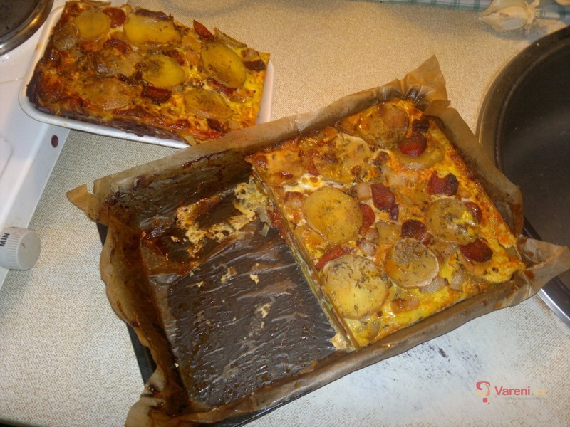 Zapečené brambory se salámem - fotografie 2